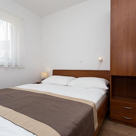Apartments Crnekovic V باشْكا المظهر الخارجي الصورة