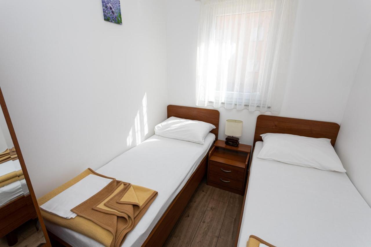 Apartments Crnekovic V باشْكا المظهر الخارجي الصورة