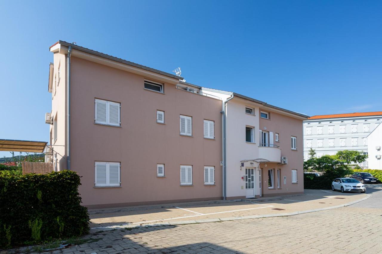 Apartments Crnekovic V باشْكا المظهر الخارجي الصورة